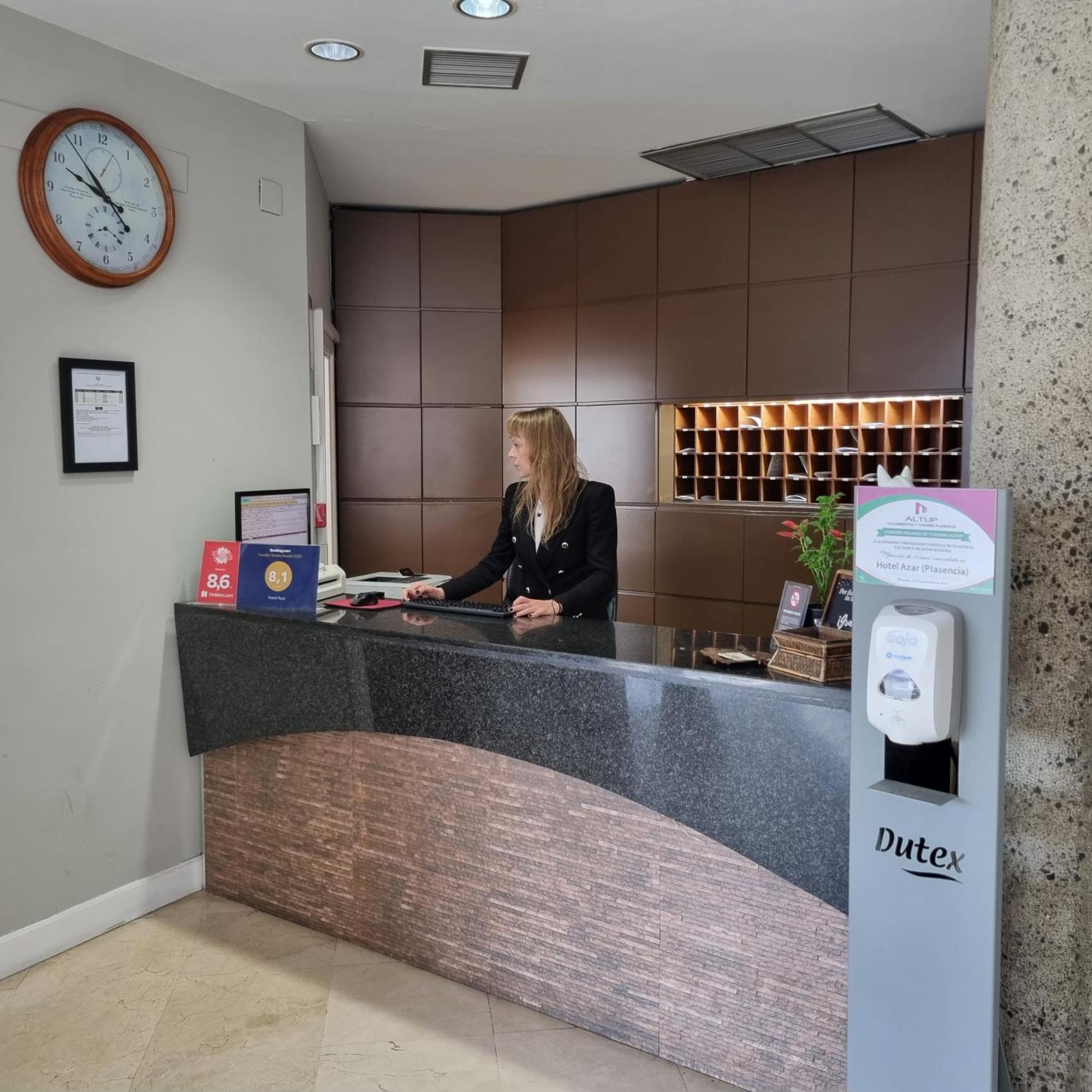 Hotel Azar بلاسينثيا المظهر الخارجي الصورة